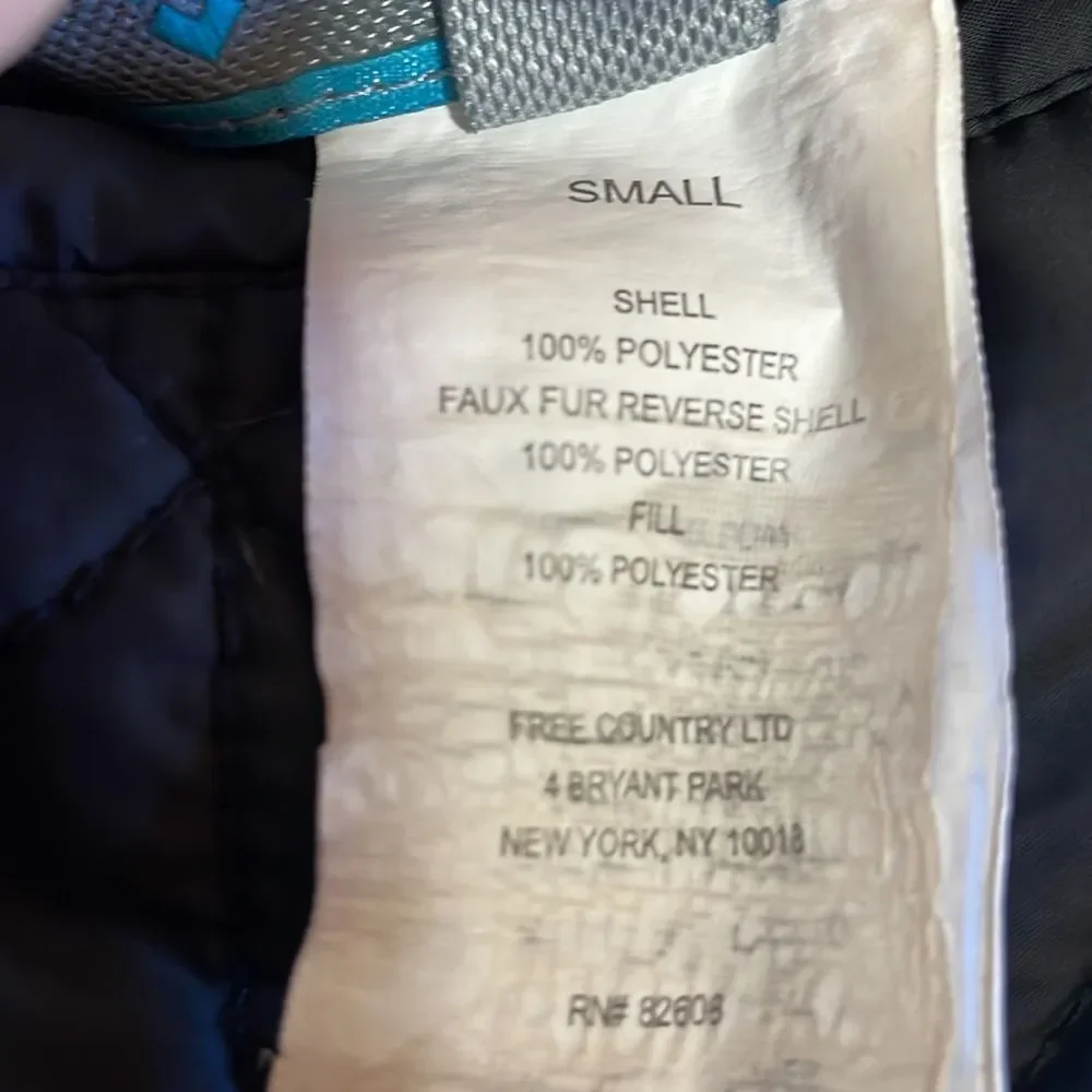Free Country reversible puffer/faux fur vest. Size Small. Black